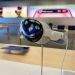 Apple olcsóbb VR-szemüvegekre összpontosít, leállítva a Vision Pro 2 fejlesztését
